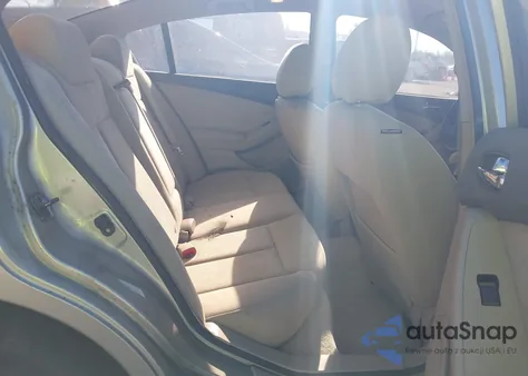 2010 Nissan Altima 2.5 S z USA, uszkodzony, nr VIN 1N4AL2AP2AC144030